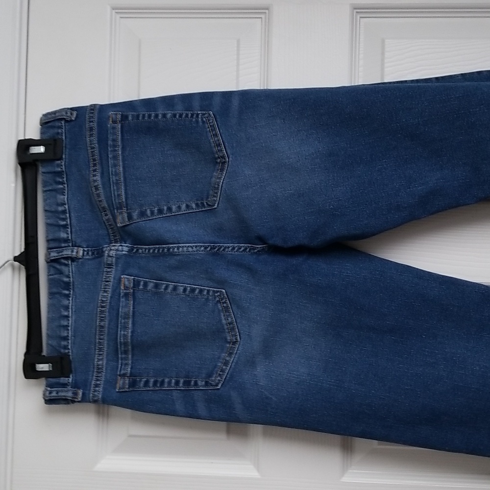 Old Navy Boy's Adjustable Waist Straight Leg Jeans - Picture 9 of 13